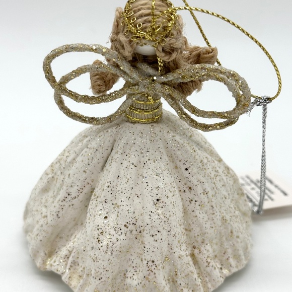 Dekorasyon Ornament Gold and White Angel Lotus Pod Ornament - Picture 4 of 11